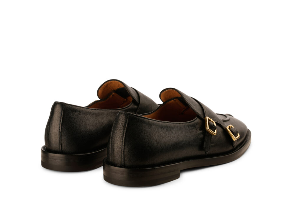 black leather loafer3