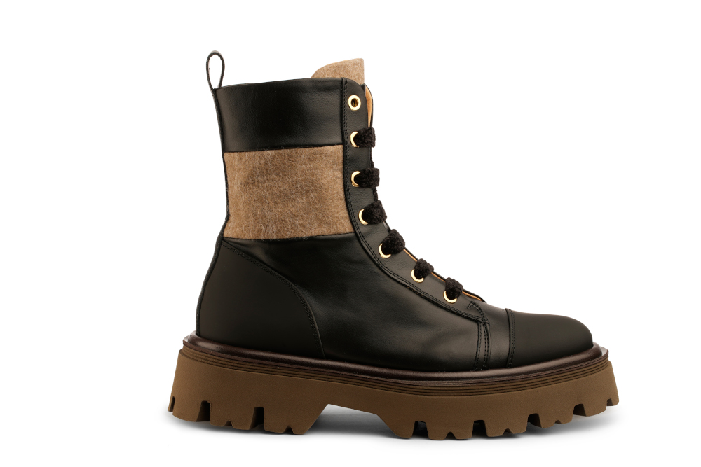 BLACK LEATHER ANKLE BOOT Camerlengo Shoes
